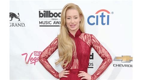 iggy azalea nude photos|Iggy Azalea felt violated by nude photo leak